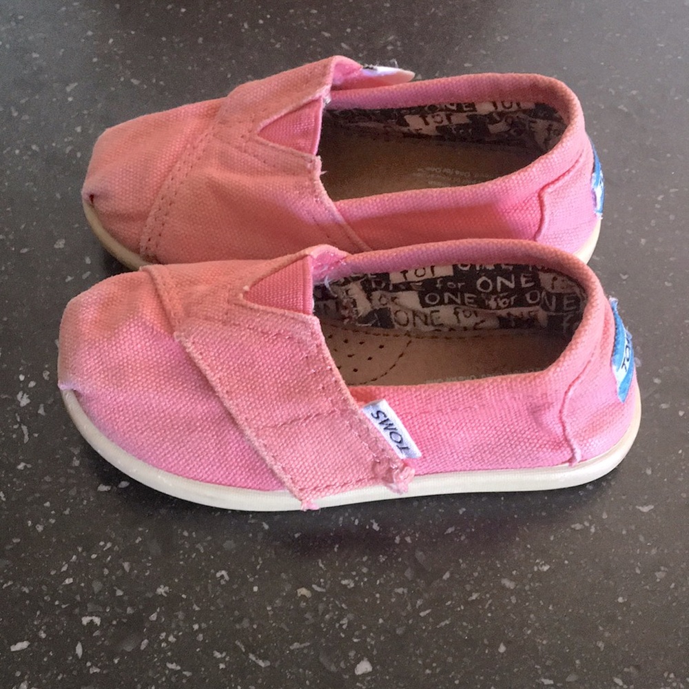 Tiny Toms Pink Toddler size 6